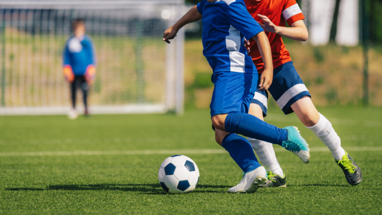 Os efeitos do treinamento de resistência sobre danos cardíacos e musculares em jogadores