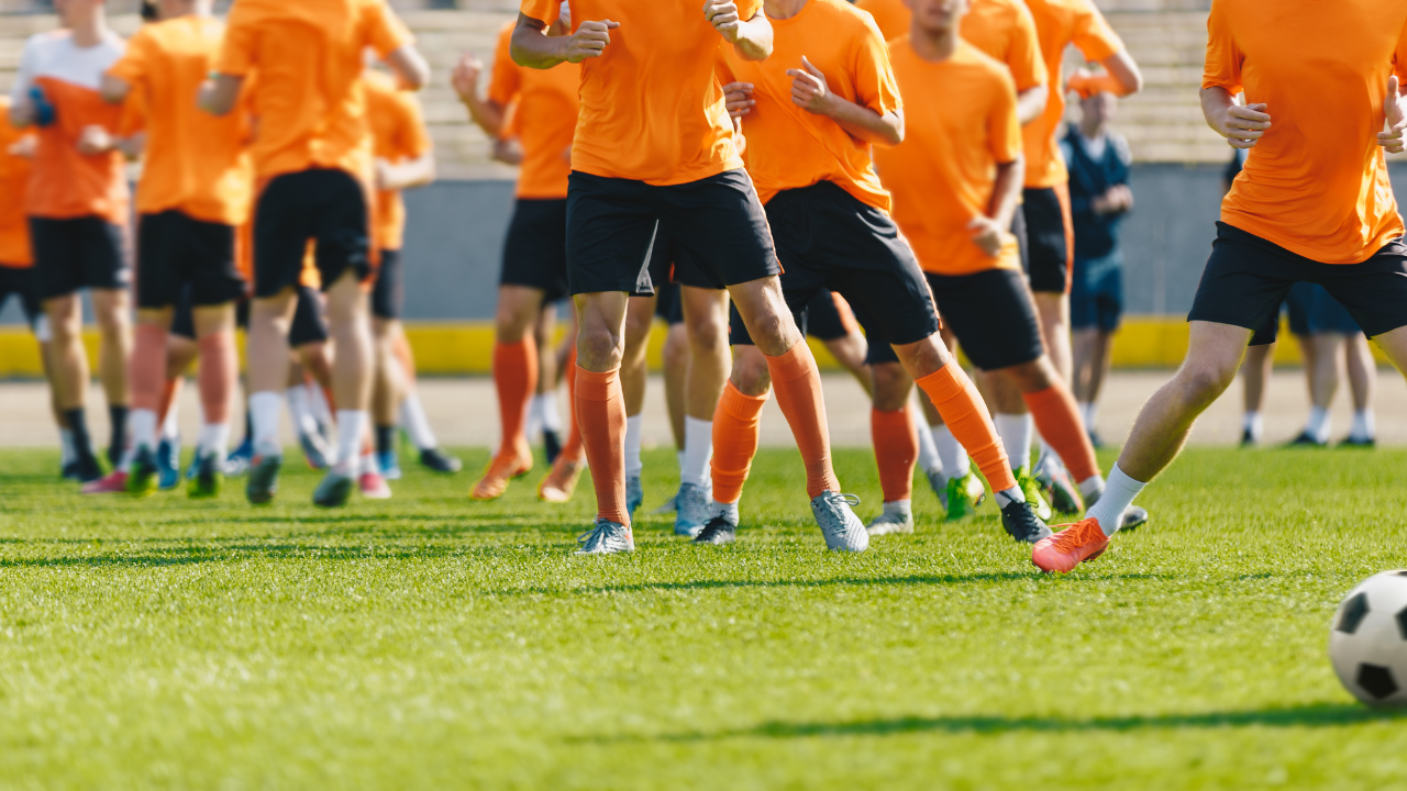 Diferenças de carga de treino na Pré-Temporada e em Jogos oficiais no Futebol