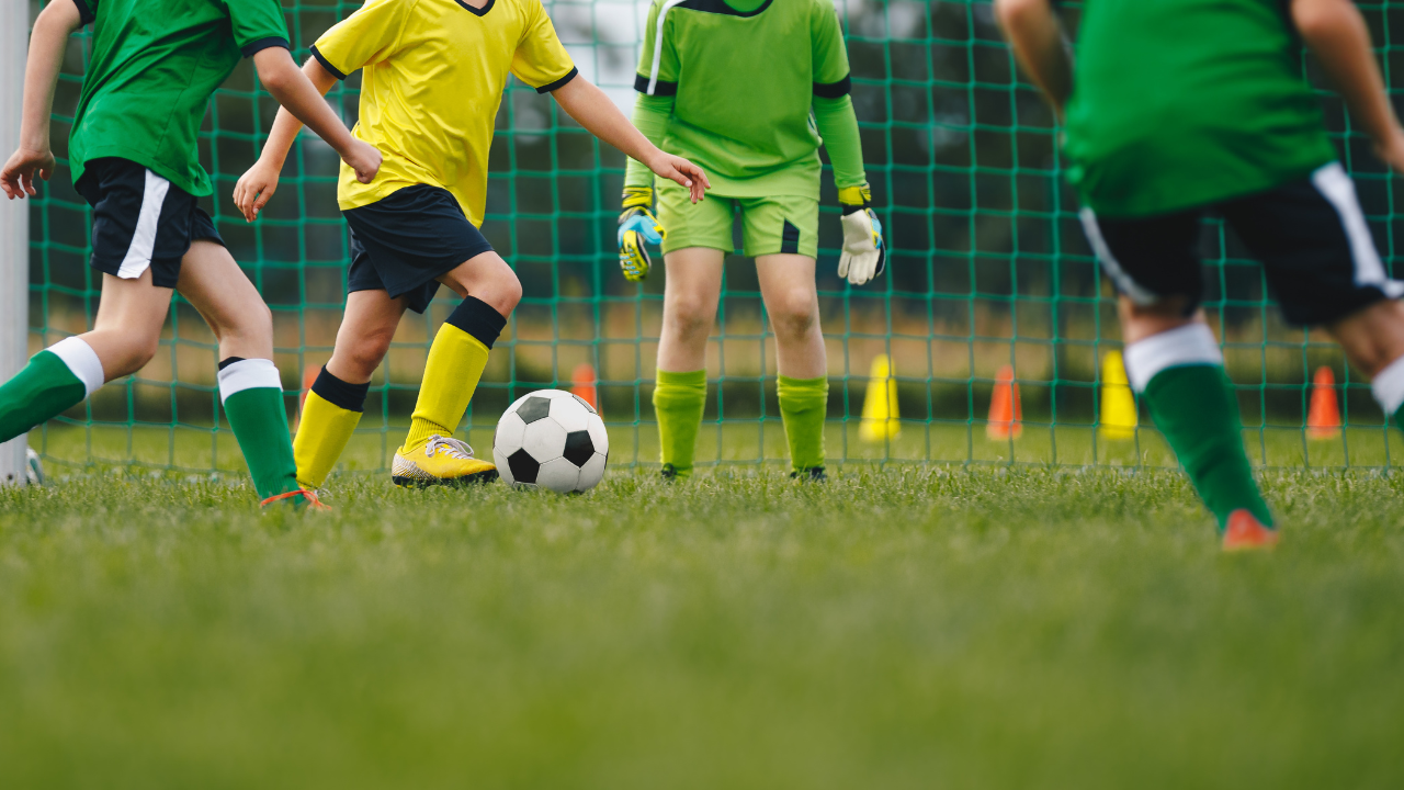 Bio-banding muda a forma como especialistas avaliam comportamentos psicossociais no futebol de base