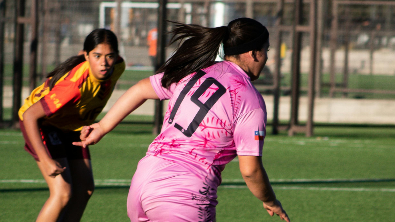 Ciclo menstrual e desempenho no futebol feminino: o que diz a ciência?